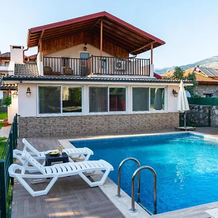 Moon - Tranquil 3br With Private Pool Vila *