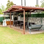 Вилла Moon - Tranquil 3br With Private Pool