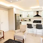 Вилла Moon - Tranquil 3br With Private Pool