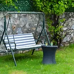 Moon - Tranquil 3br With Private Pool Вилла