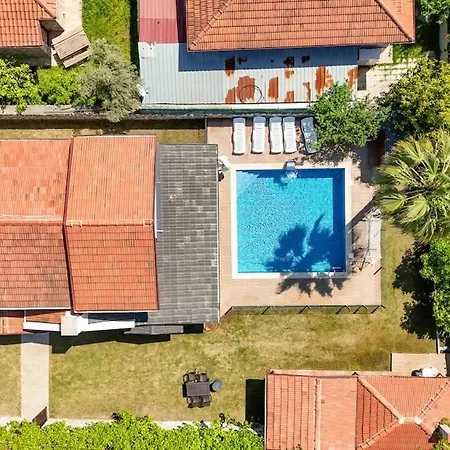 Moon - Tranquil 3br With Private Pool Кейджегиз