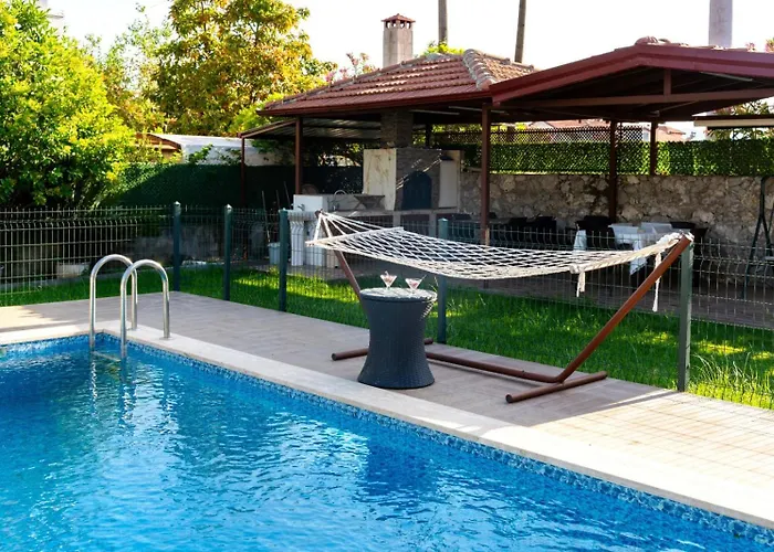 Moon - Tranquil 3br With Private Pool *