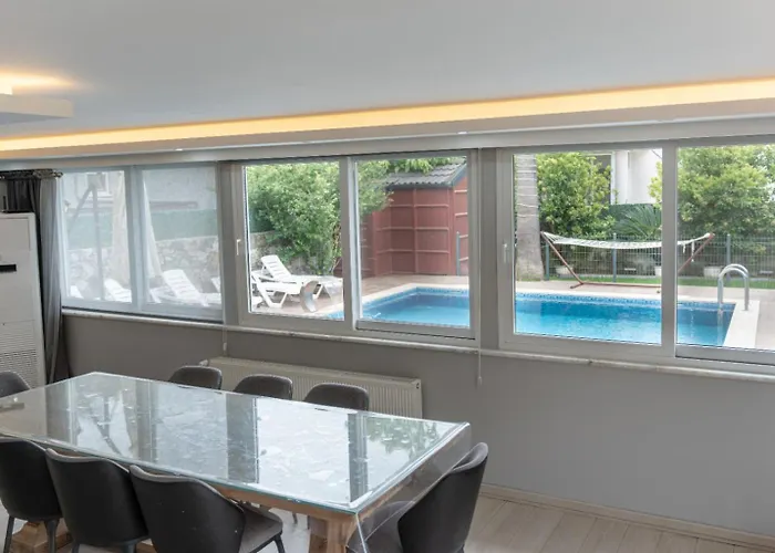 Moon - Tranquil 3br With Private Pool *